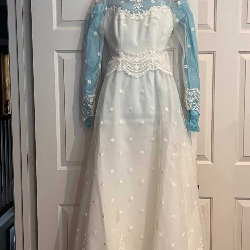 vintage bridal wedding dress